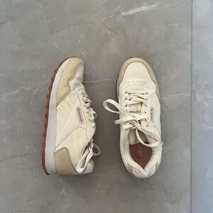 Reebok Women's Cream Sneakers
